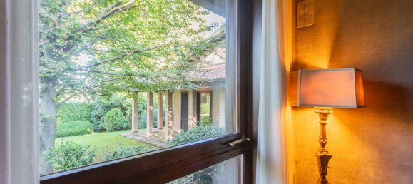 5 bedrooms Villa in Gallarate, Italy No. 78926 44