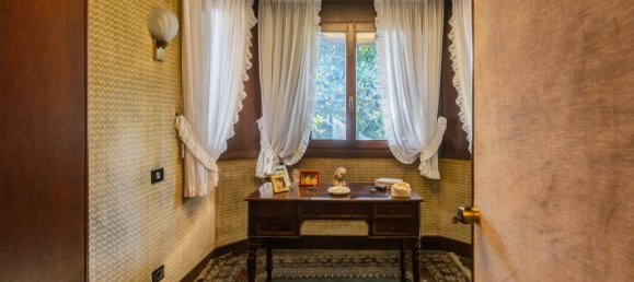 5 bedrooms Villa in Gallarate, Italy No. 78926 46