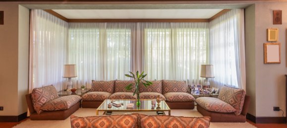 5 bedrooms Villa in Gallarate, Italy No. 78926 4