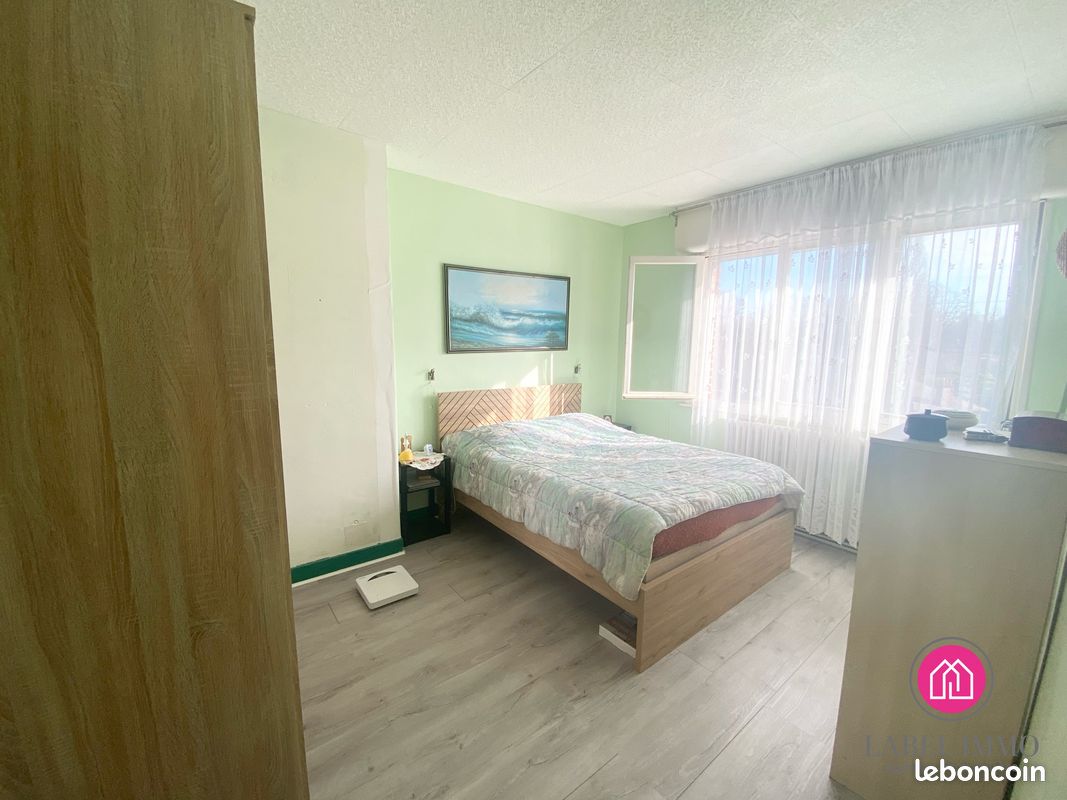 3 bedrooms House in Solesmes, France No. 68358