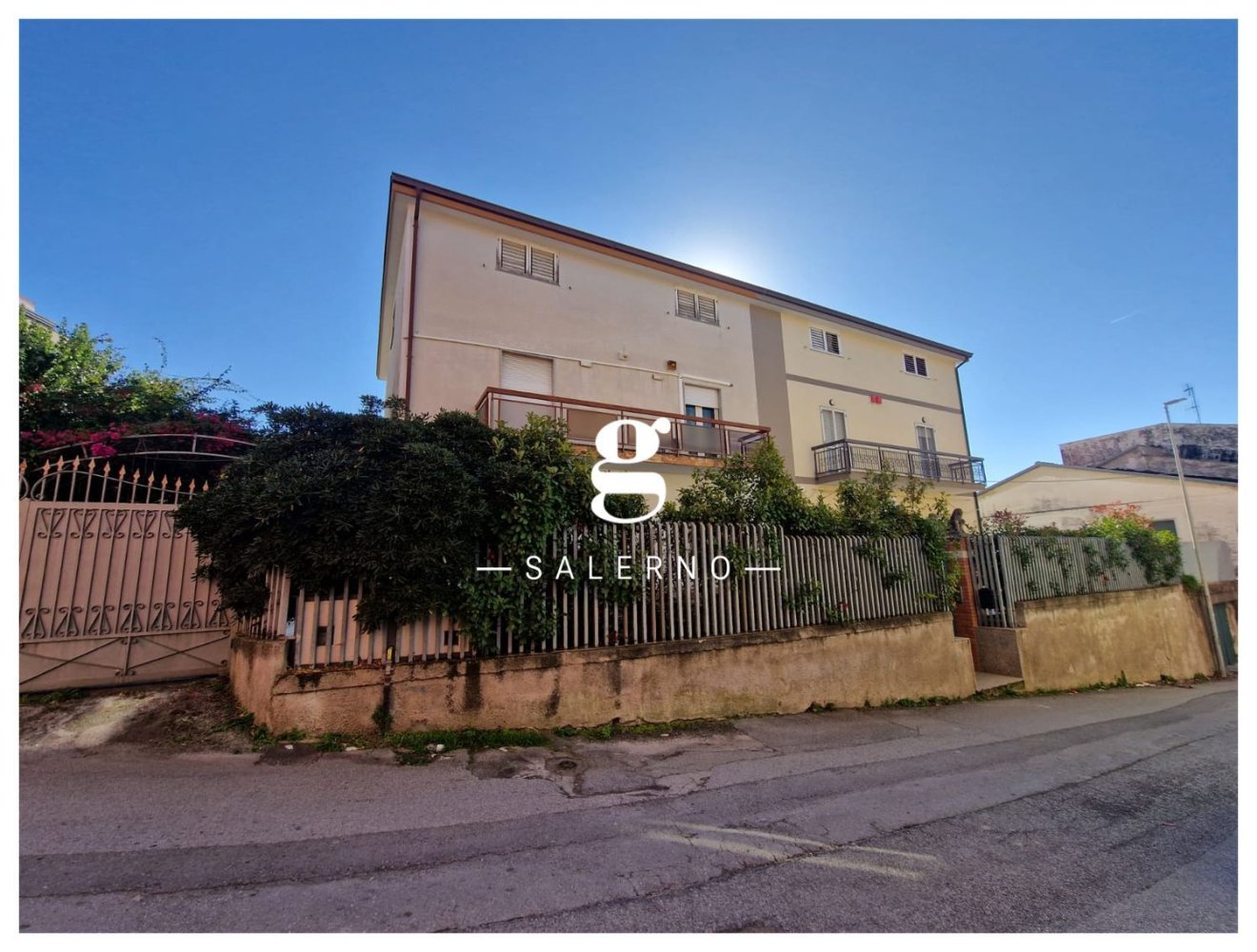 10 rooms Villa in Salerno, Italy No. 269445