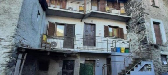 Casa de 5 habitaciónes en Caiolo, Italy No. 27685 6