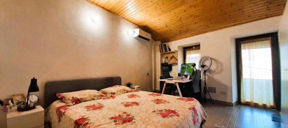 Casa de 5 habitaciónes en Caiolo, Italy No. 27685 11