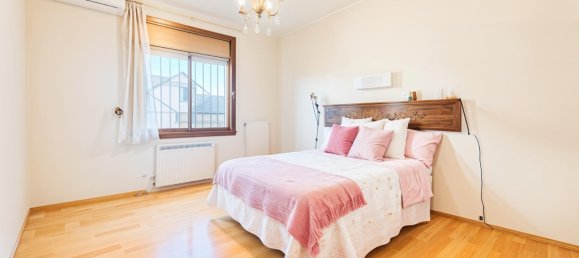 Casa T3 em Corbera de Llobregat, Spain N.º 112290 45