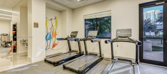 2 Schlafzimmer Gewerbliche Immobilien in Miami, USA, Nr. 615668 3