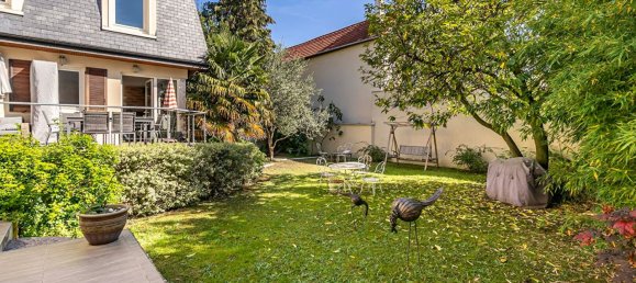 5 bedrooms Villa in Livry-Gargan, France No. 175562 4