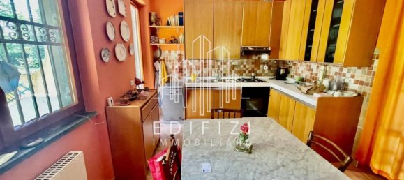 3 bedrooms Villa in Massa, Italy No. 49404 6