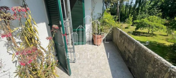 3 bedrooms Villa in Massa, Italy No. 49404 18