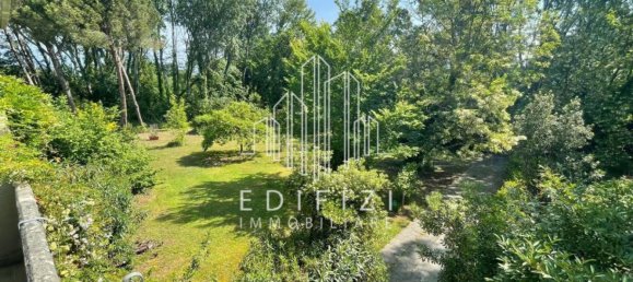 3 bedrooms Villa in Massa, Italy No. 49404 19