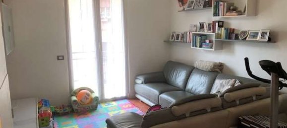 Apartamento de 3 dormitorios en Como, Italy No. 361931 2