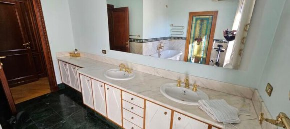 Квартира с 5 спальнями в Милан, Италия № 241266 20