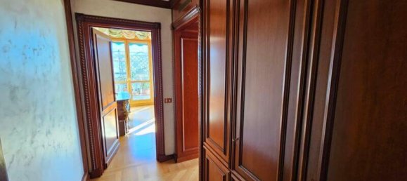 Квартира с 5 спальнями в Милан, Италия № 241266 2