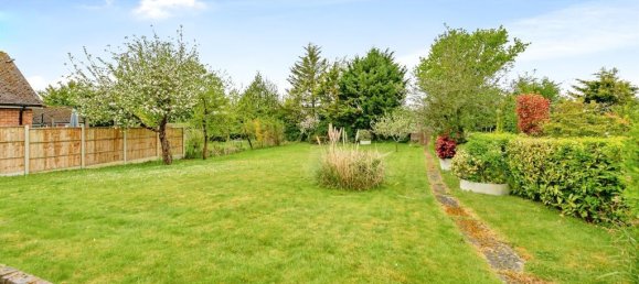 3 bedrooms House in Crawley, United Kingdom No. 6259 17