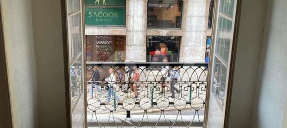 155m² Commercial property in Lisbon, Portugal No. 77262 22