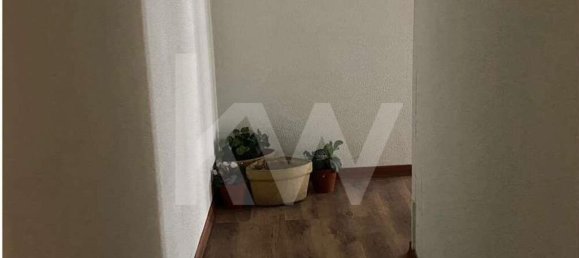 155m² Commercial property in Lisbon, Portugal No. 77262 19