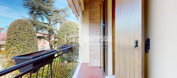 Casa de 4 habitaciónes en San Martino in Rio, Italy No. 36349 30