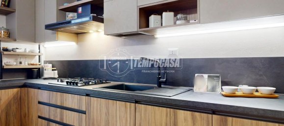 Casa de 4 habitaciónes en San Martino in Rio, Italy No. 36349 15