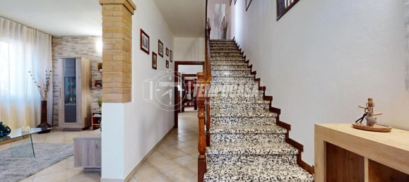 Casa de 4 habitaciónes en San Martino in Rio, Italy No. 36349 11