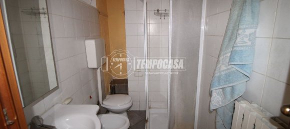 1 chambre Appartement à Alzate Brianza, Italy No. 361906 8