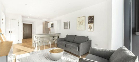 1 bedroom Apartment in London, United Kingdom No. 8681 4