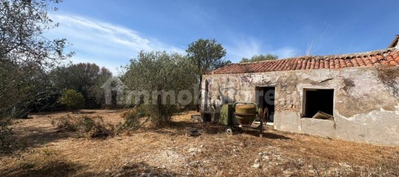 658m² Land in Sassari, Italy No. 299913 2