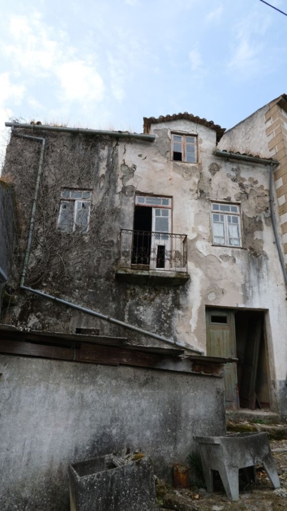 3 غرف نوم منزل في Gouveia, Portugal رقم 270982