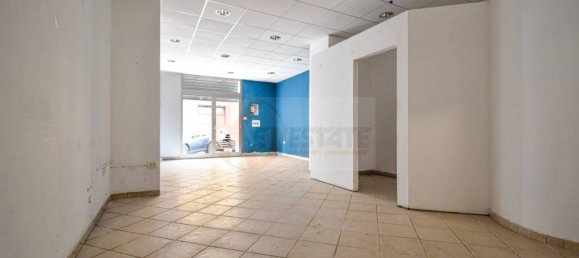 1-salle Propriété commerciale à Sassari, Italy No. 86297 6