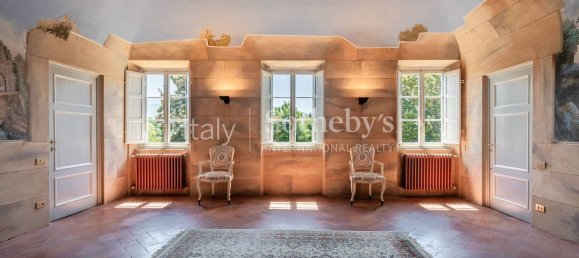 25 rooms Villa in Lucca, Italy No. 298265 25