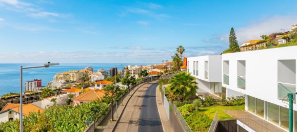 Casa de 3 dormitorios en Funchal, Portugal No. 17045 42