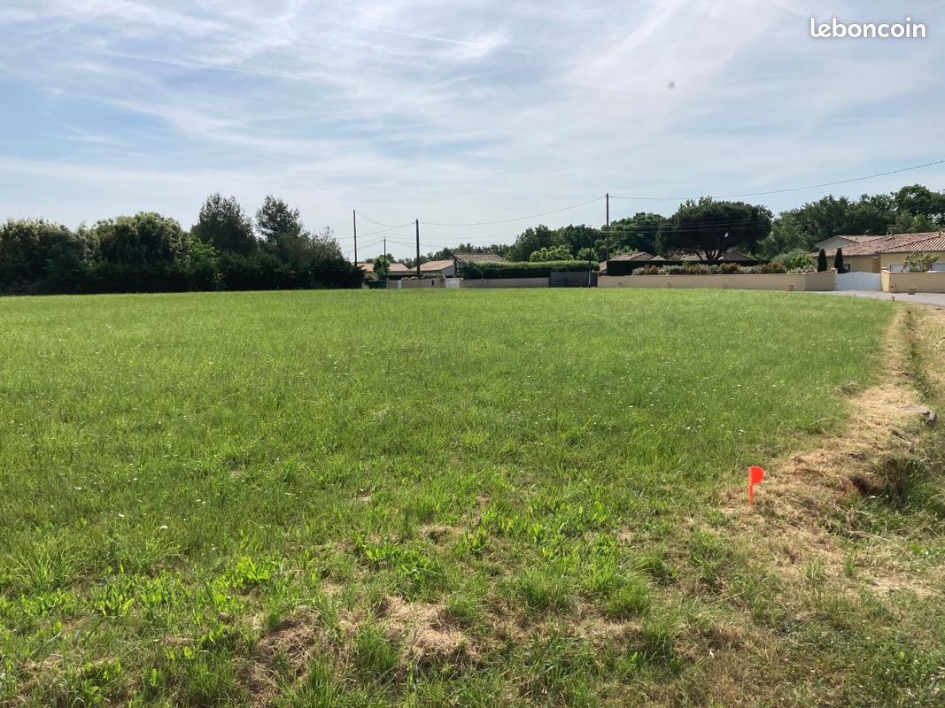 Terreno em Montaigut-sur-Save, France N.º 335508