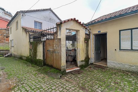 4 bedrooms House in Gois, Portugal No. 161245