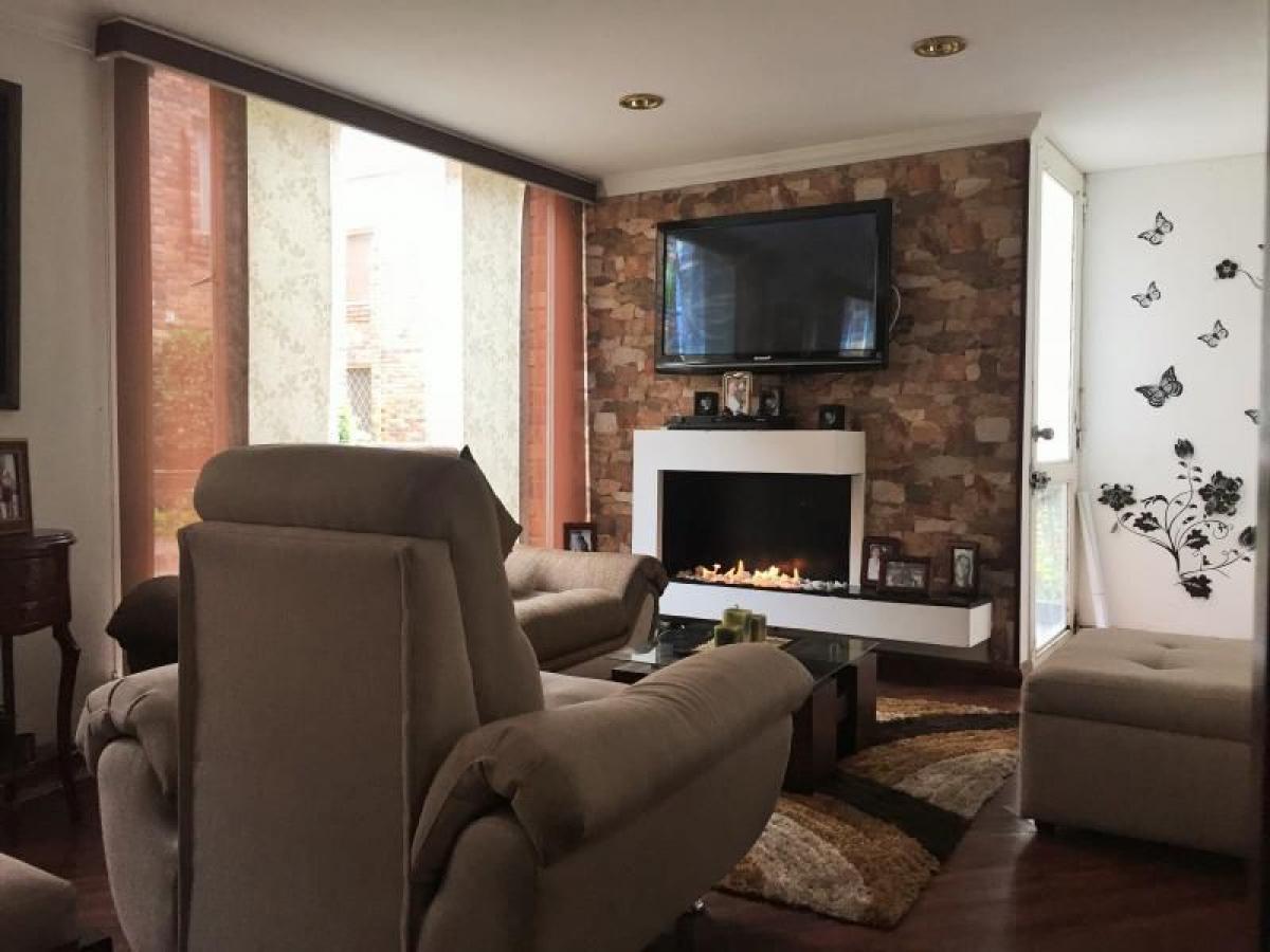 5 bedrooms House in Bogota, Colombia No. 14588