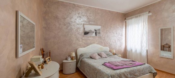 Квартира с 3 комнатами в Риволи, Италия № 261606 13