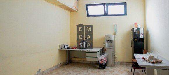 911m² Commercial property in Lourosa, Portugal No. 81495 36