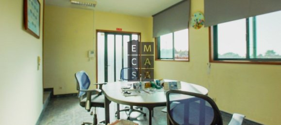 911m² Commercial property in Lourosa, Portugal No. 81495 24