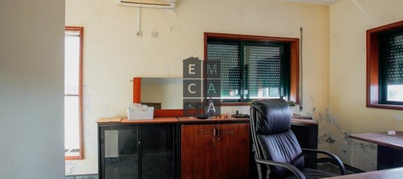 911m² Commercial property in Lourosa, Portugal No. 81495 39