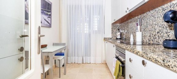Apartamento de 2 dormitorios en Benahavís, Spain No. 190850 10