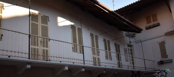 6 bedrooms House in Borgomasino, Italy No. 141354 2