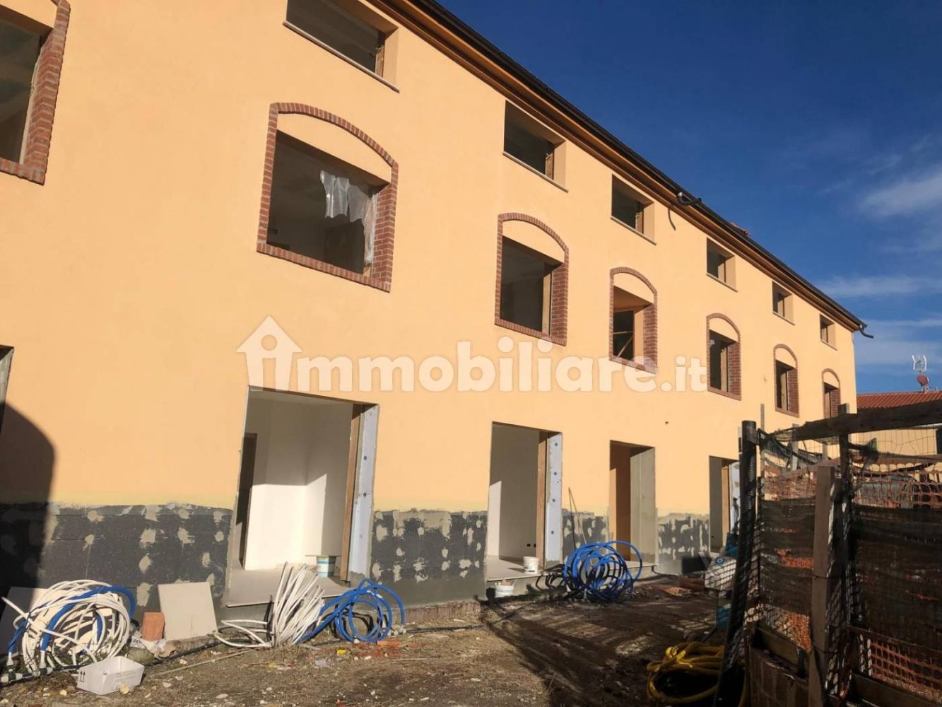 3 bedrooms Apartment in Rosignano Marittimo, Italy No. 220149