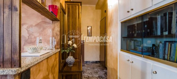 Квартира с 2 спальнями в Колленьо, Италия № 9330 4