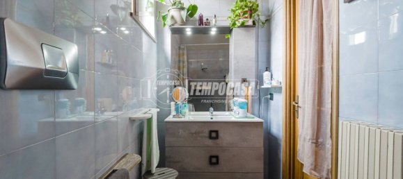 Квартира с 2 спальнями в Колленьо, Италия № 9330 17