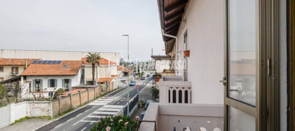 Квартира с 2 спальнями в Колленьо, Италия № 9330 32