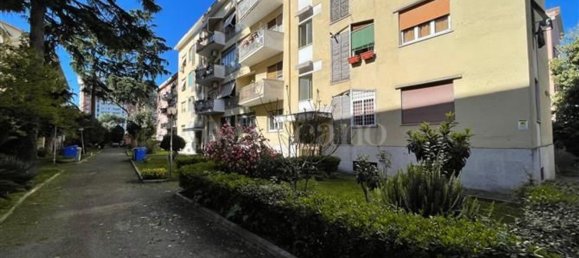 5 rooms Apartment in Rome, Italy No. 46213 20