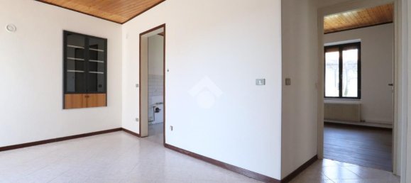 3غرفة شقة في Udine, Italy رقم 13127 2