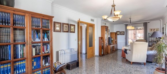 Adosado de 5 dormitorios en La Zubia, Spain No. 154742 4