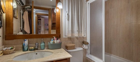 Adosado de 5 dormitorios en La Zubia, Spain No. 154742 25