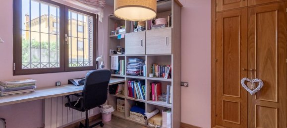 Adosado de 5 dormitorios en La Zubia, Spain No. 154742 15