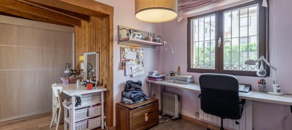 Adosado de 5 dormitorios en La Zubia, Spain No. 154742 16