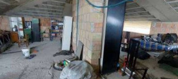 4 bedrooms Apartment in Loreto Aprutino, Italy No. 376909 3