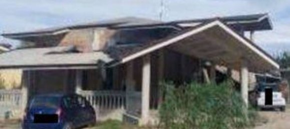 4 bedrooms Apartment in Loreto Aprutino, Italy No. 376909 17